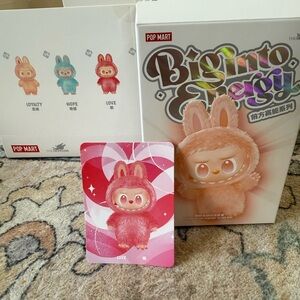 Pop Mart Big Into Energy love